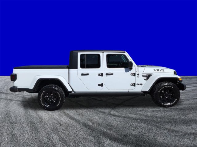 Used 2023 Jeep Gladiator Sport AWD/4WD image 3