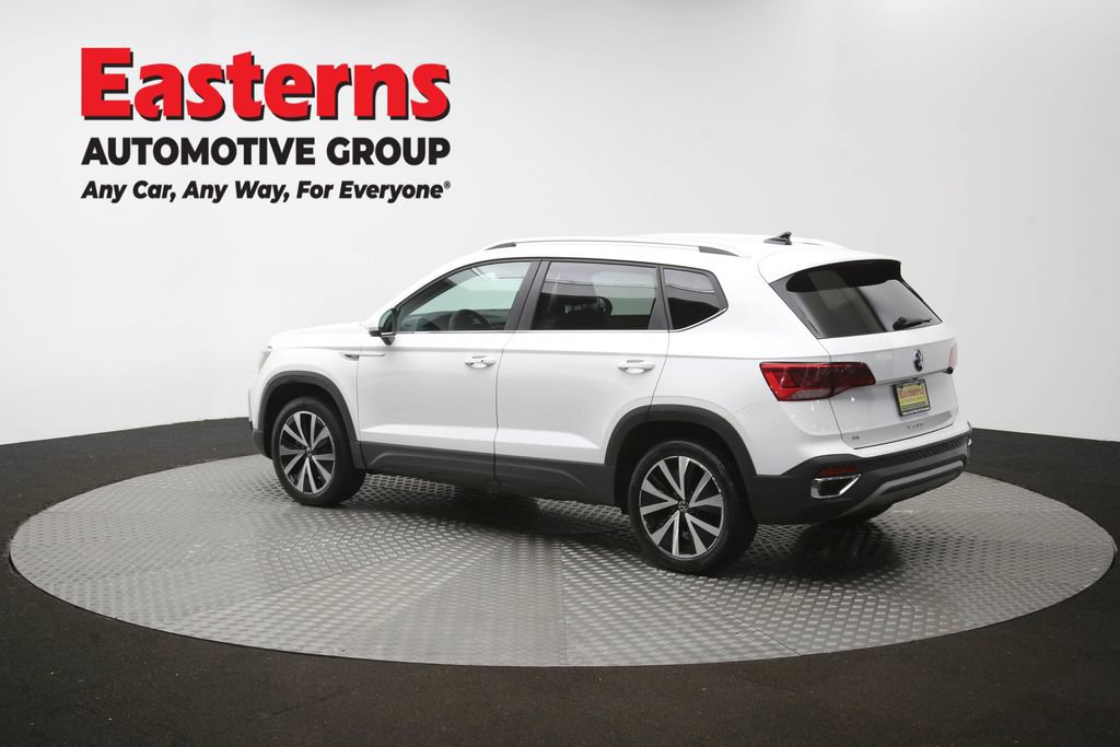 Used 2024 Volkswagen Taos SE FWD image 62