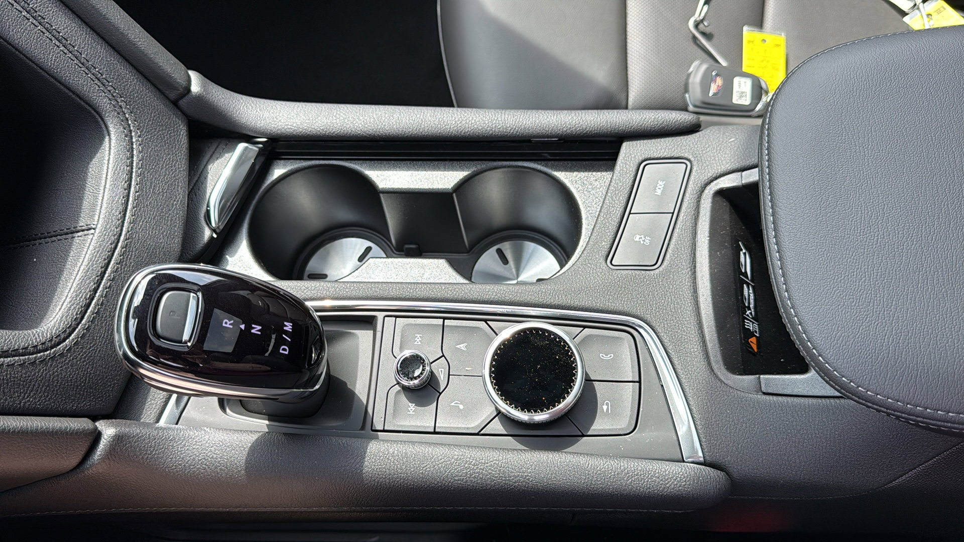 New 2026 Cadillac XT5 Sportv image 25