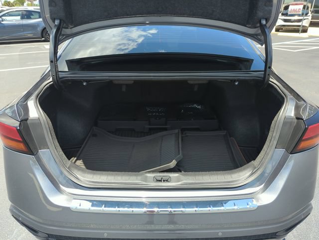 Certified 2023 Nissan Altima 2.5 SR w/ SR Premium Package FWD image 19