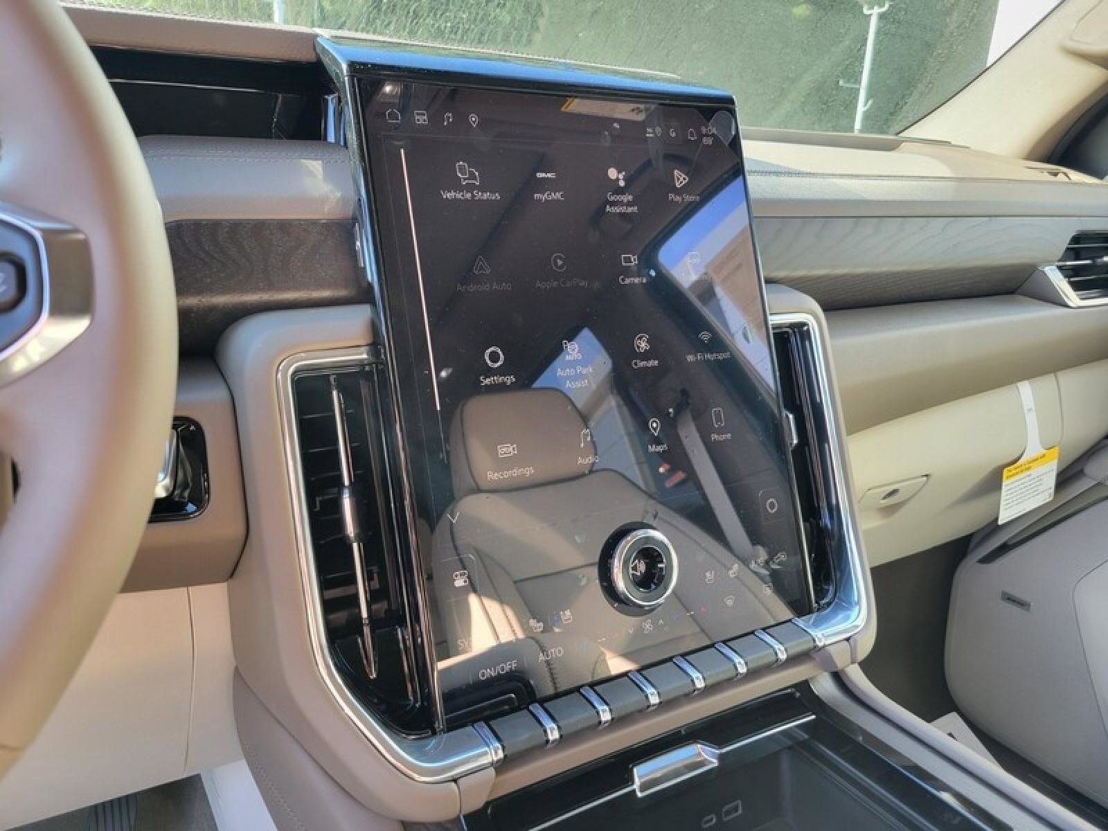 New 2026 GMC Yukon XL Denali w/ Denali Reserve Package image 17