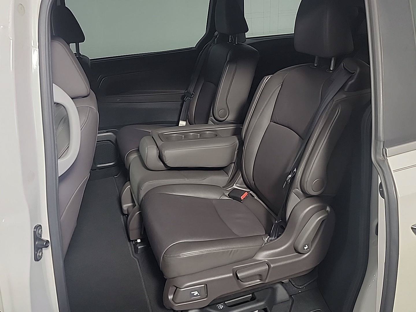 Certified 2018 Honda Odyssey EX-L image 17