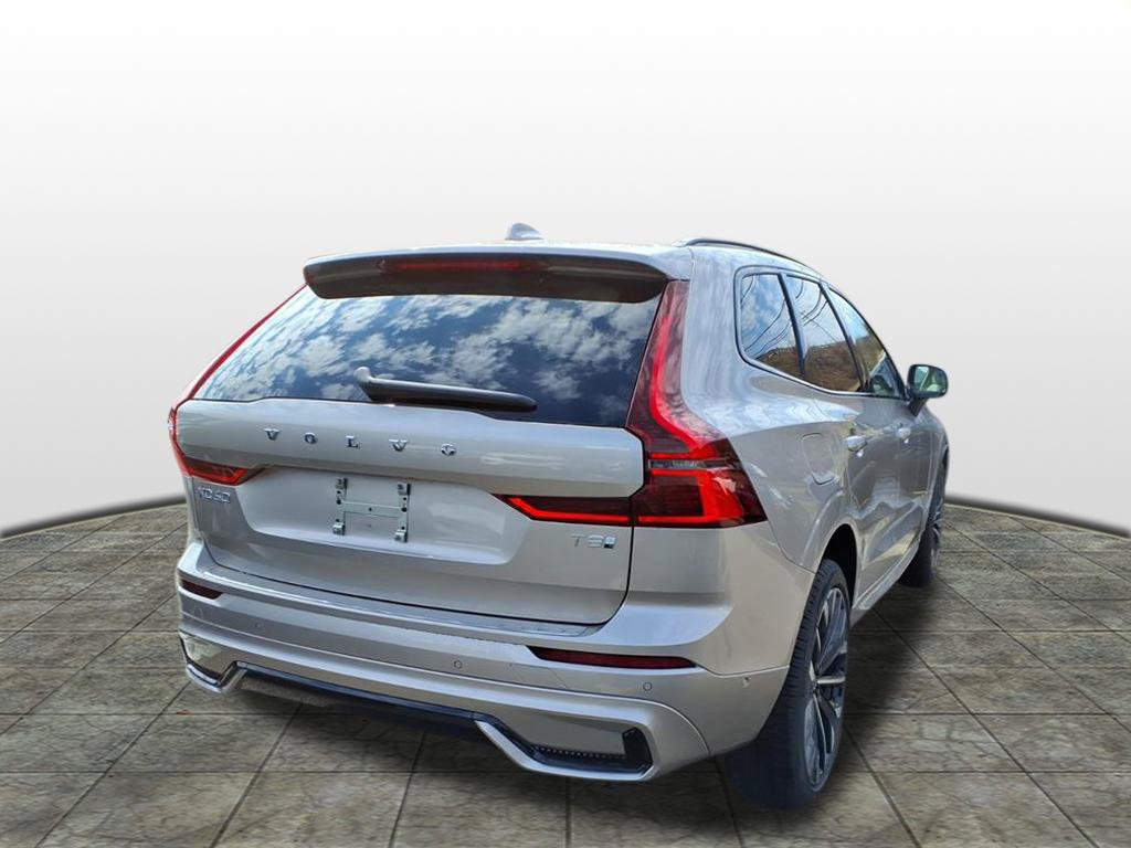 New 2026 Volvo XC60 T8 Ultra w/ Protection Package Premier AWD/4WD image 3