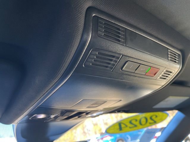 Used 2024 Volkswagen Tiguan SEL R-Line image 30