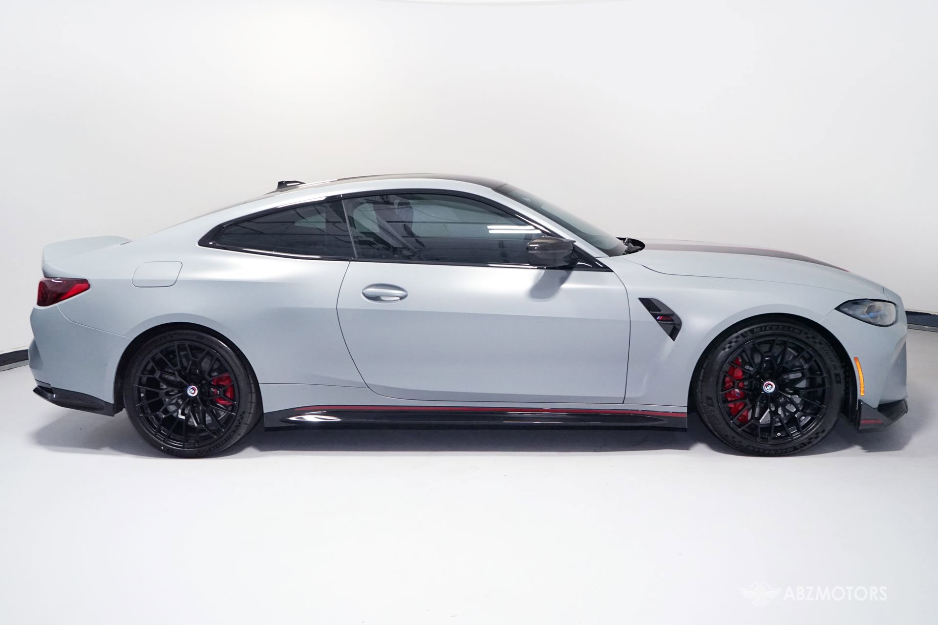 Used 2023 BMW M4 CSL image 4