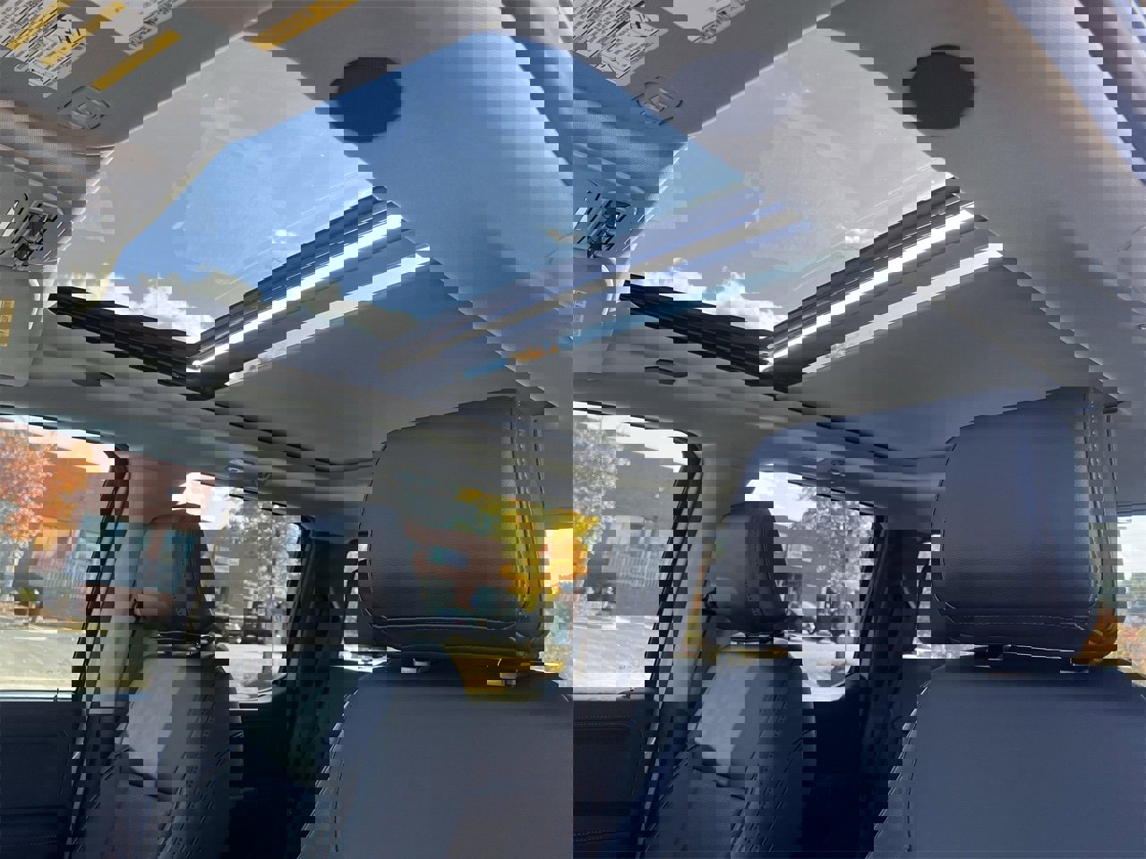 New 2026 Ford F250 4x4 Crew Cab Super Duty image 19