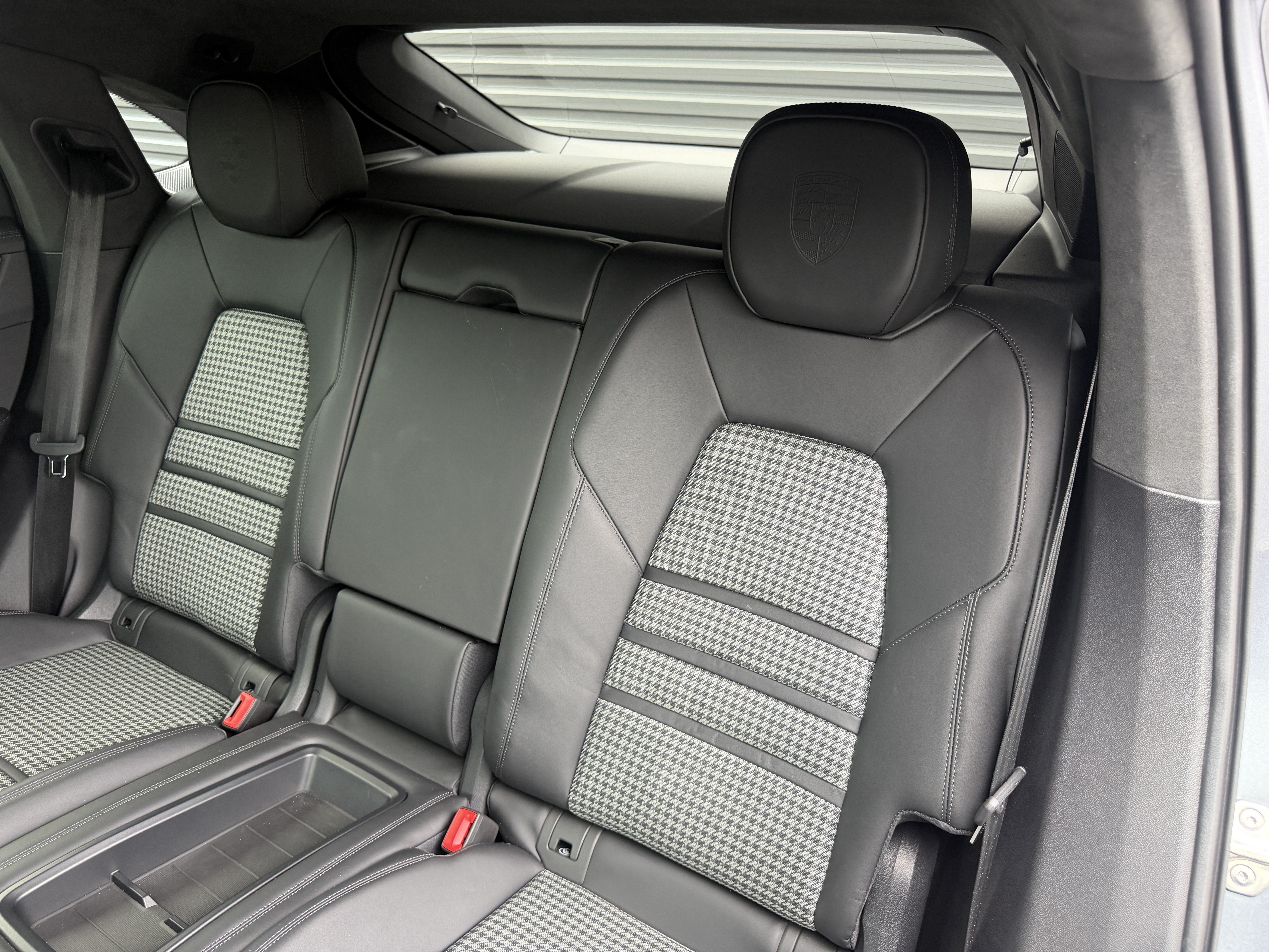 Certified 2026 Porsche Cayenne GTS AWD/4WD image 15