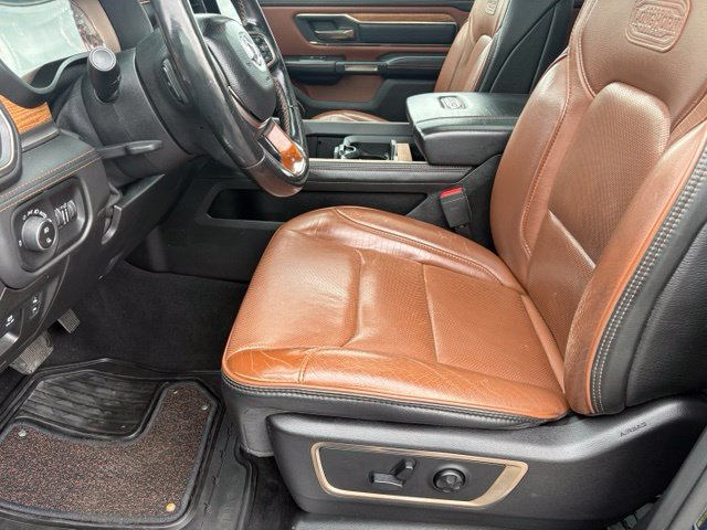 Used 2019 RAM 1500 Laramie Longhorn w/ Off-Road Group AWD/4WD image 10