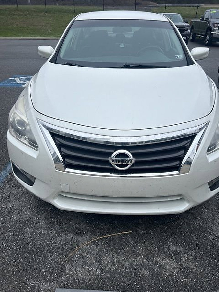 Used 2013 Nissan Altima 2.5 SV image 4