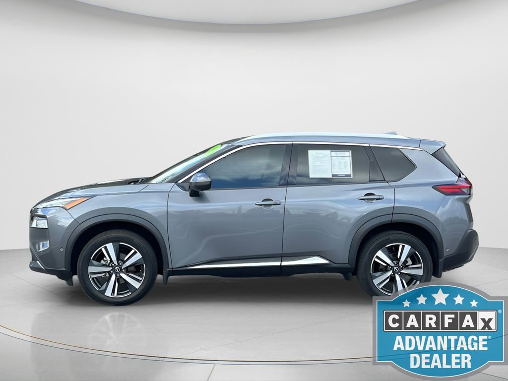 Used 2023 Nissan Rogue SL w/ SL Premium Package image 2