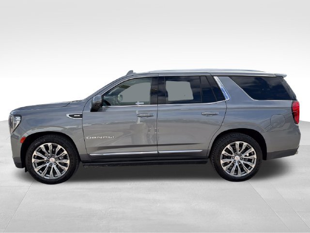 Used 2021 GMC Yukon Denali w/ Denali Ultimate Package AWD/4WD image 4