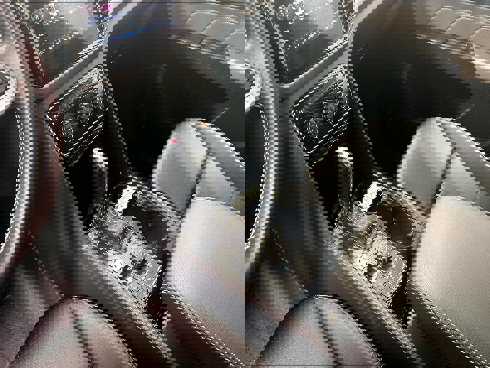 Used 2023 Volkswagen Atlas SE w/ Panoramic Sunroof Package image 21