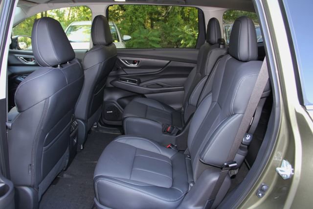 New 2025 Subaru Ascent Limited image 11