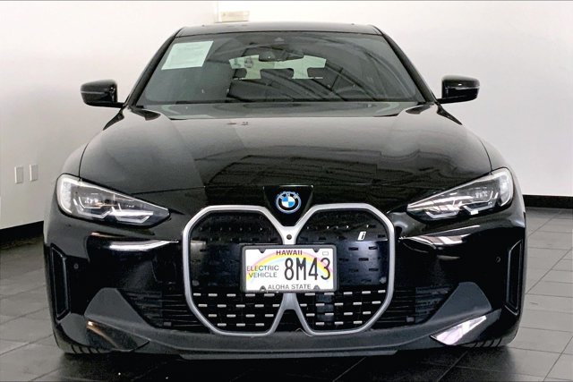 Used 2023 BMW i4 eDrive40 w/ Premium Package RWD image 3