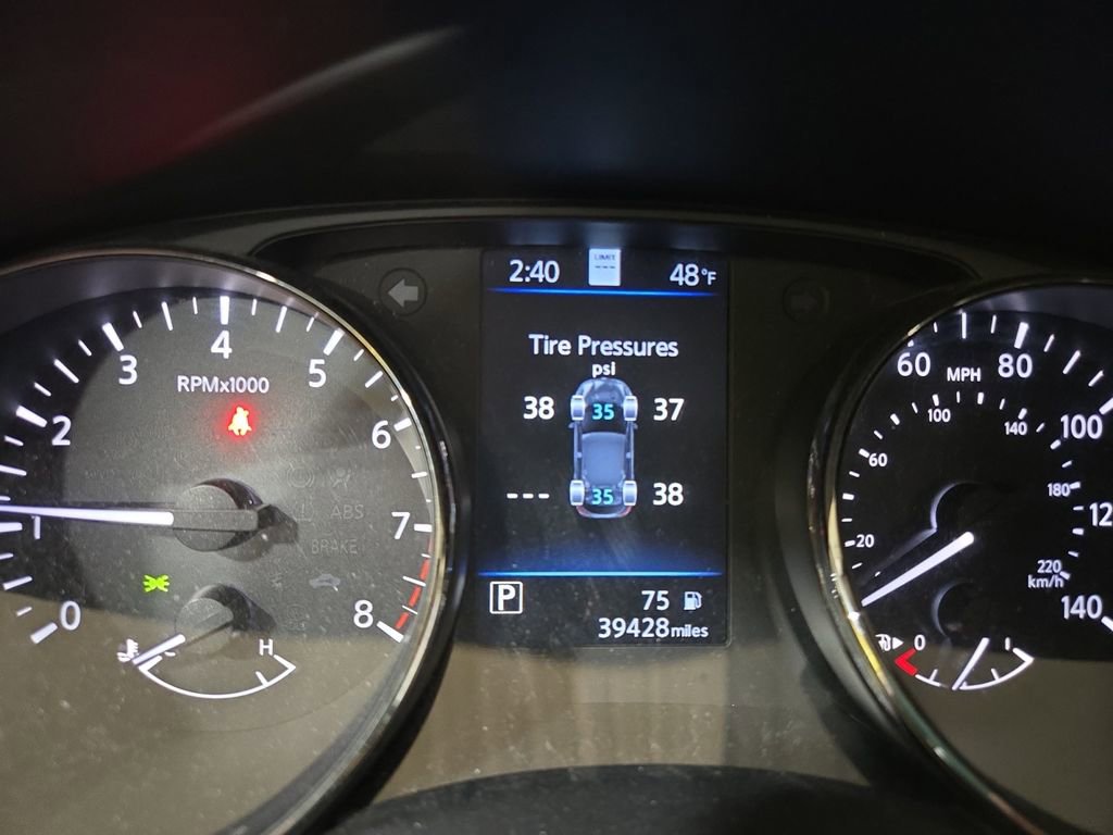 Used 2022 Nissan Rogue Sport SL AWD/4WD image 16