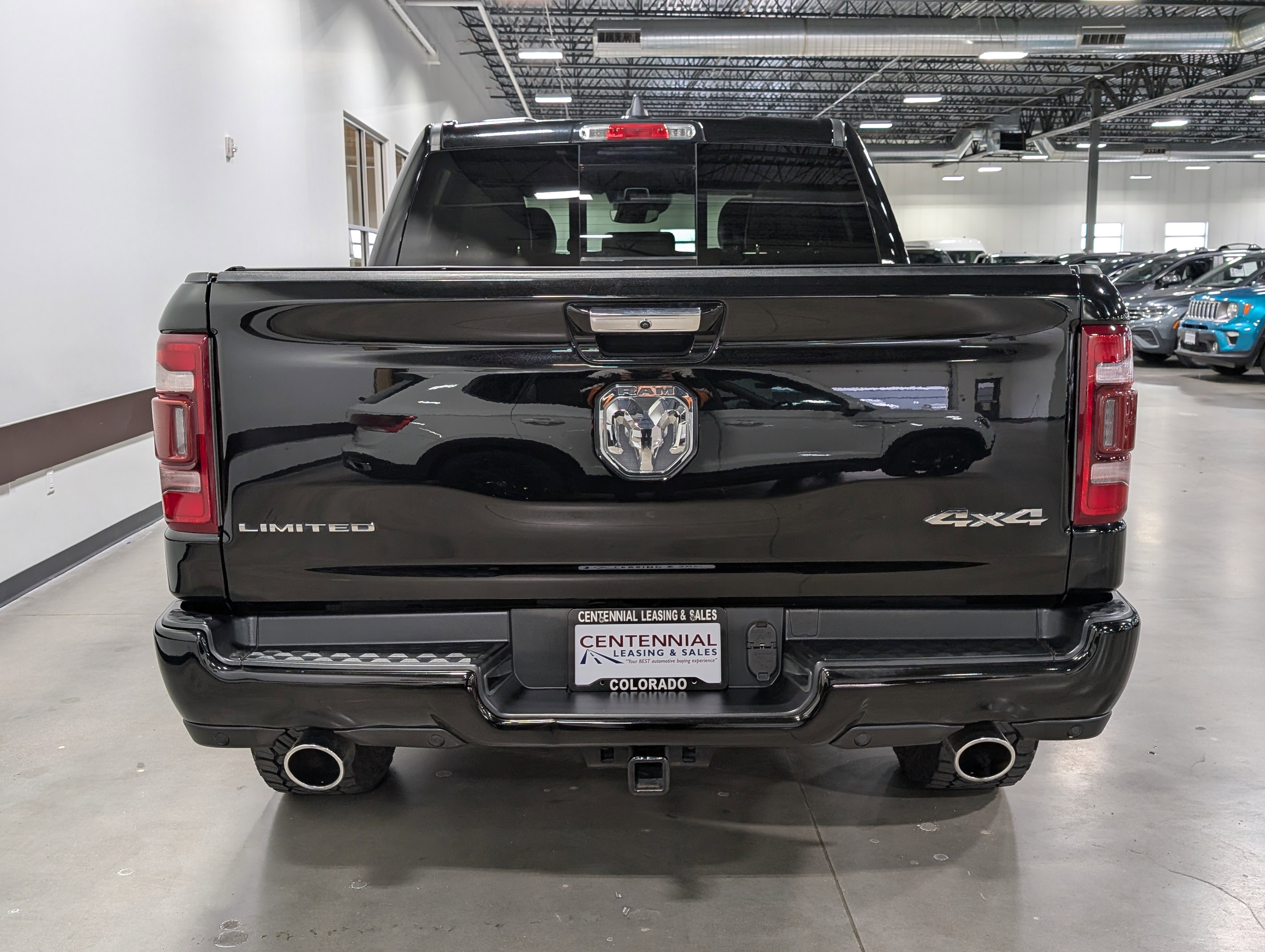 Used 2022 RAM 1500 Limited w/ Body Color Bumper Group image 4