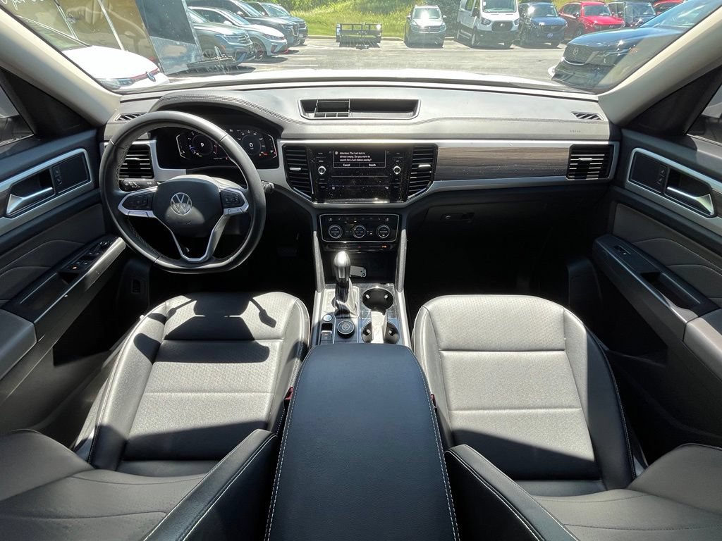 Certified 2023 Volkswagen Atlas SEL AWD/4WD image 14