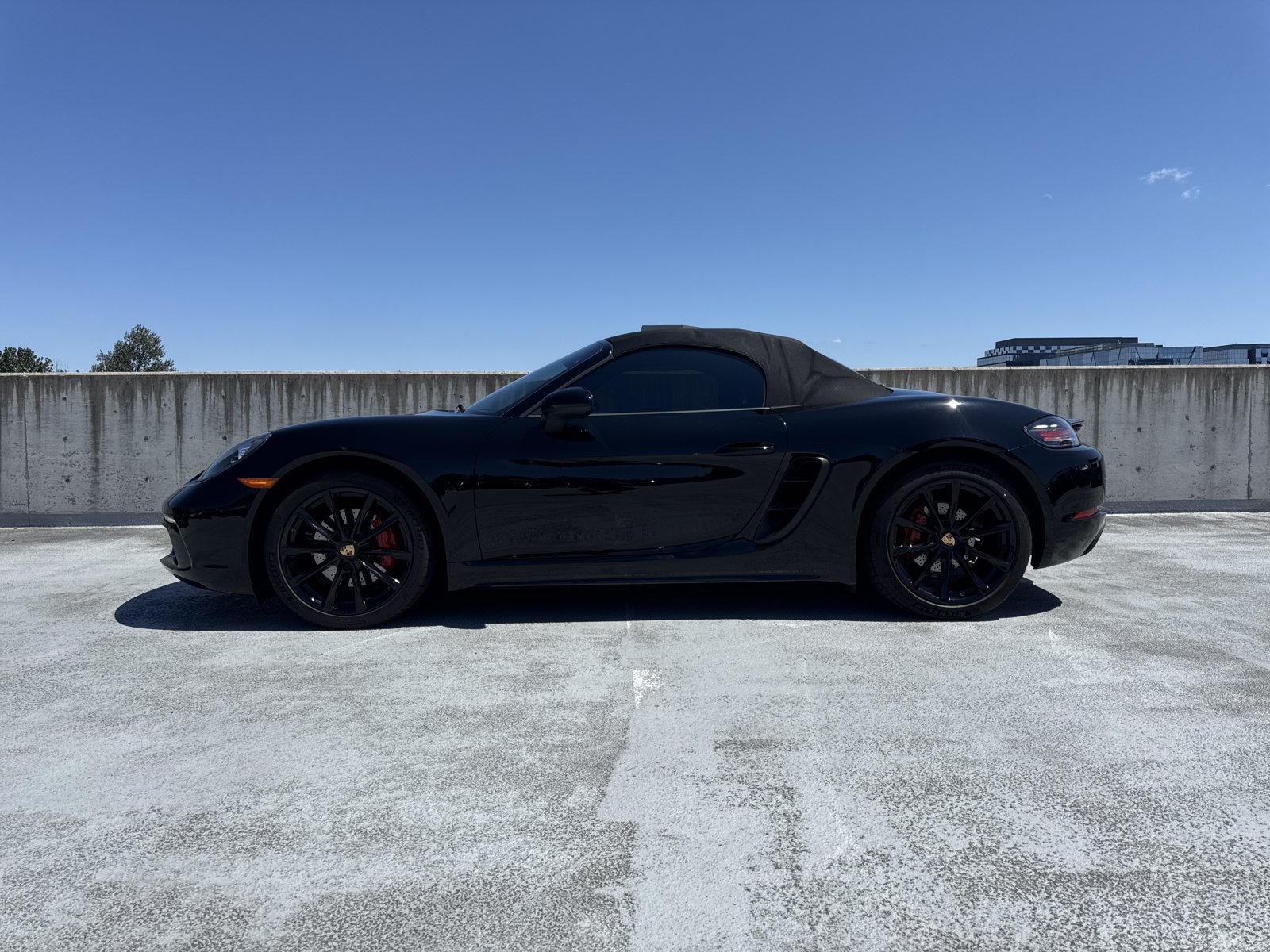 Used 2017 Porsche 718 Boxster RWD image 8