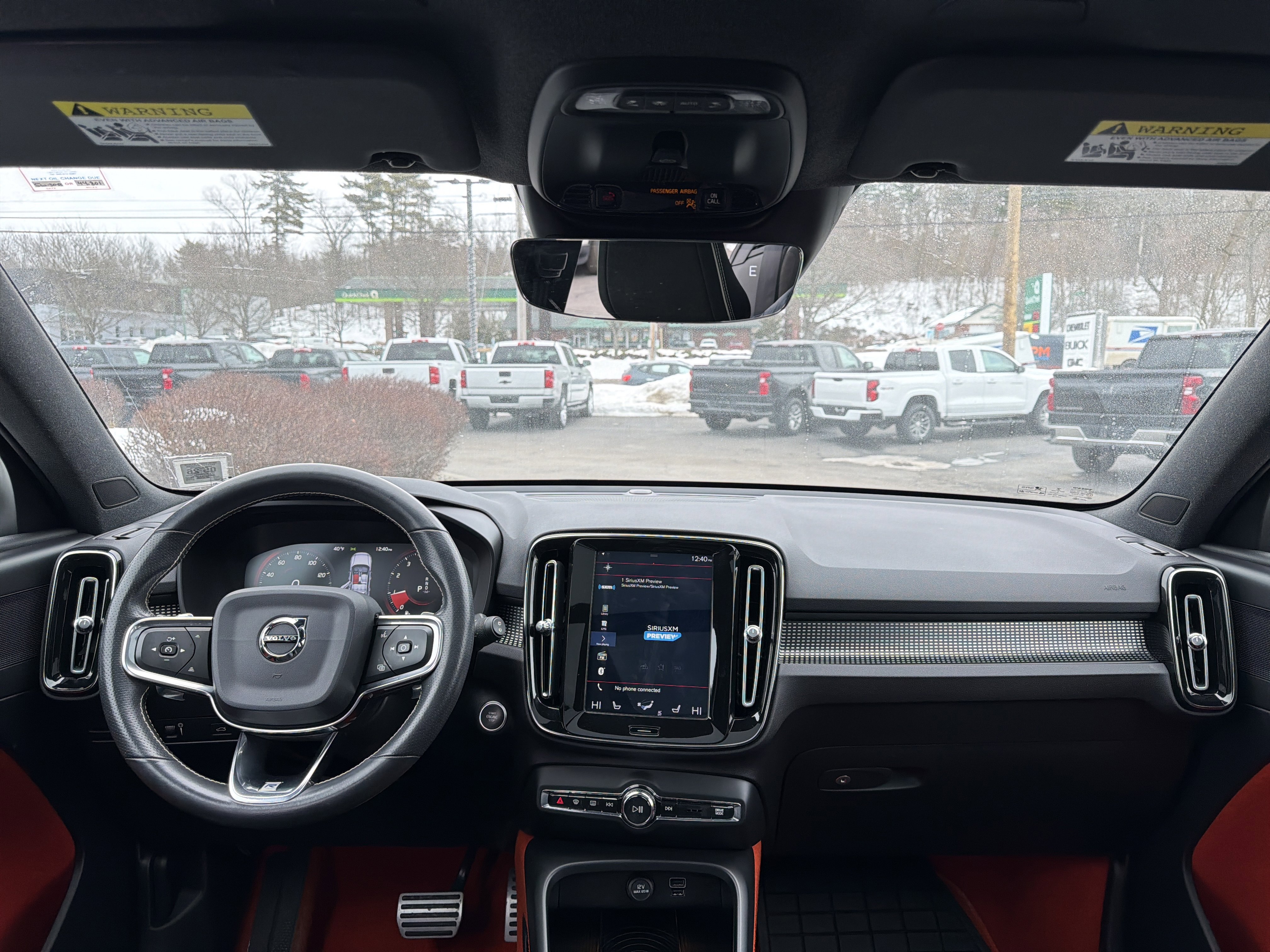 Used 2019 Volvo XC40 T5 R-Design image 13