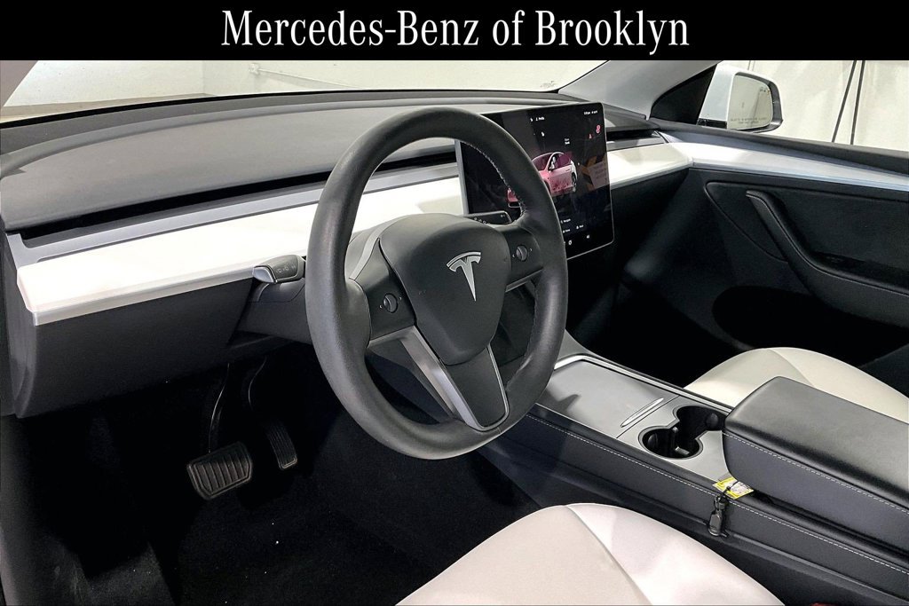 Used 2023 Tesla Model Y Long Range AWD/4WD image 17