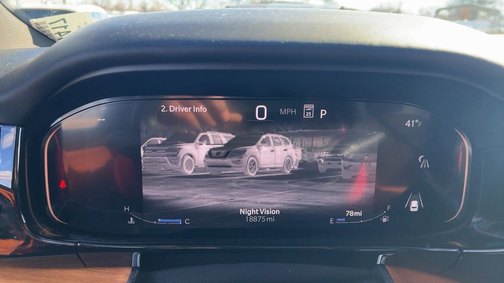 Used 2024 Jeep Grand Wagoneer Series III w/ Rear Seat Video Group 1 image 18