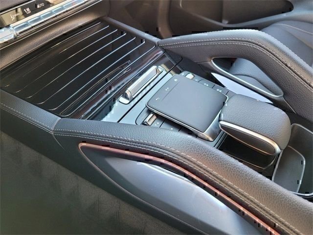 Used 2025 Mercedes-Benz GLE 350 4MATIC image 32