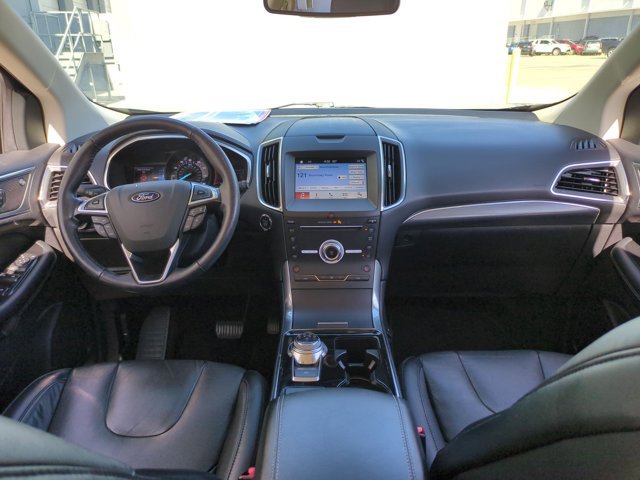Used 2019 Ford Edge Titanium FWD image 17