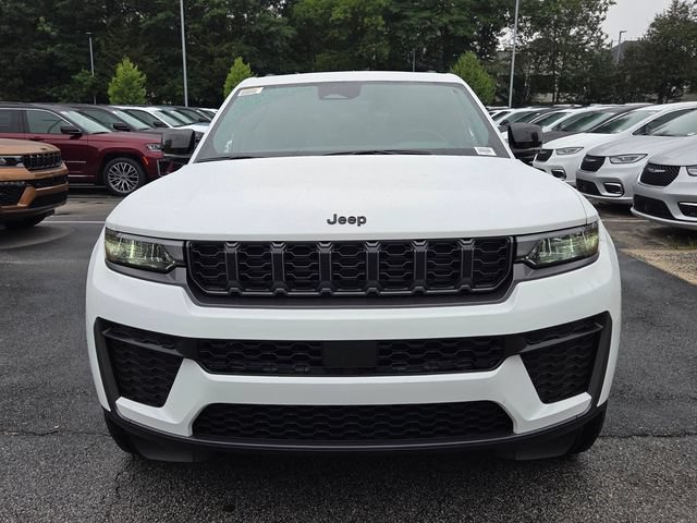 New 2026 Jeep Grand Cherokee Altitude RWD image 2