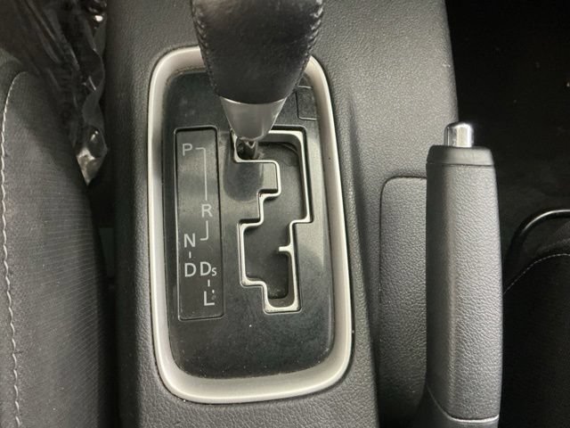Used 2016 Mitsubishi Outlander SE FWD image 30