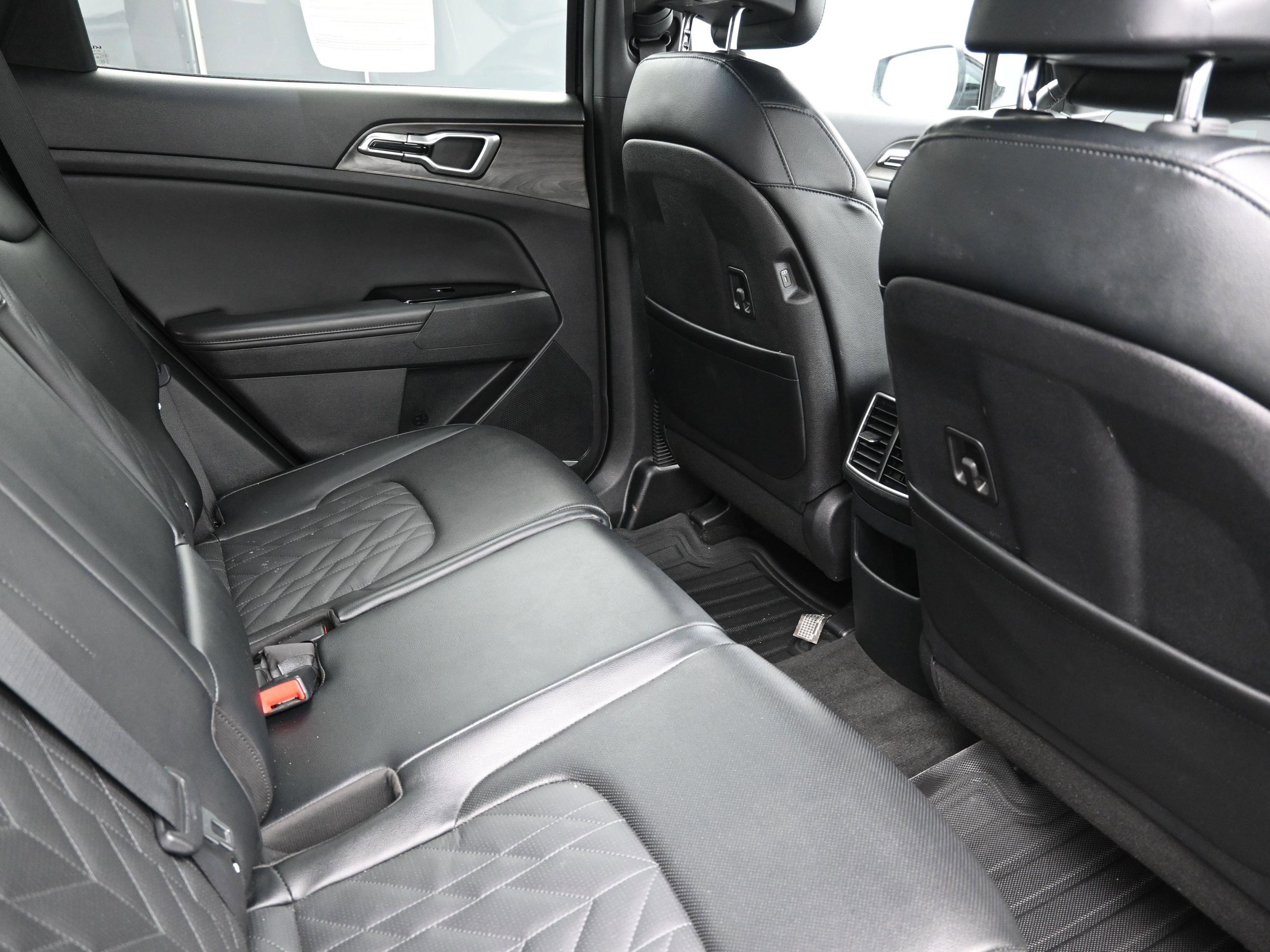 Used 2023 Kia Sportage X-Line w/ X-Line Premium Package image 24