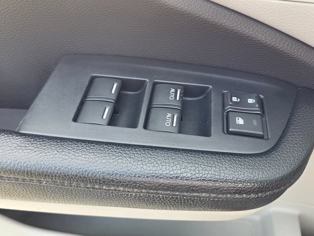 Used 2016 Honda Pilot Touring image 35