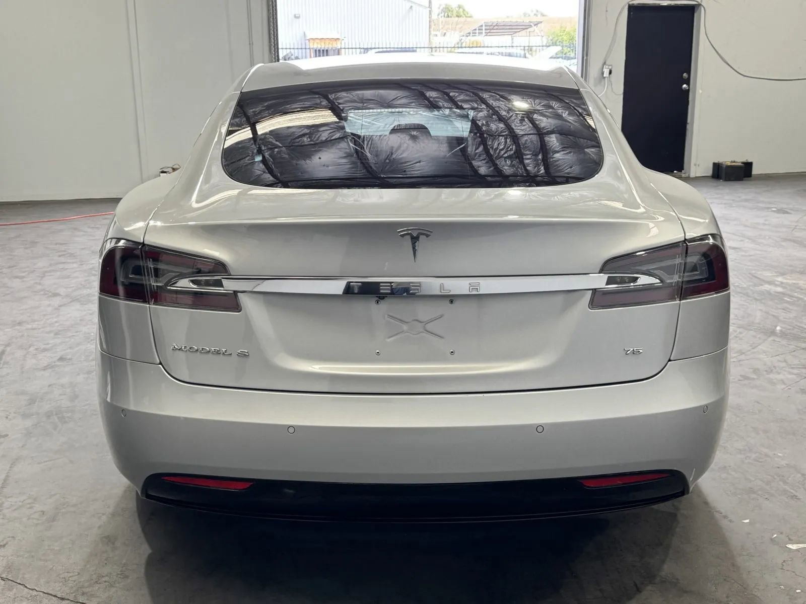 Used 2016 Tesla Model S 75 RWD image 3