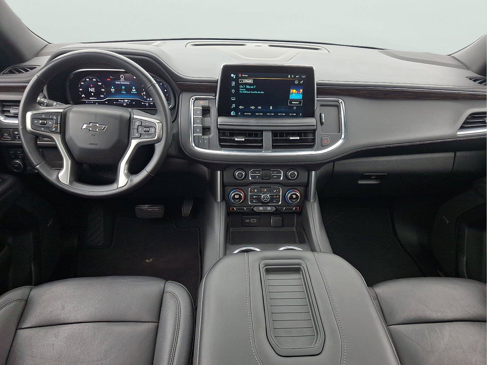 Used 2023 Chevrolet Tahoe Z71 w/ Luxury Package AWD/4WD image 9