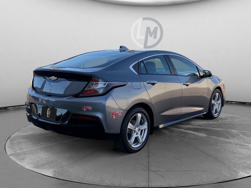 Used 2018 Chevrolet Volt LT image 5
