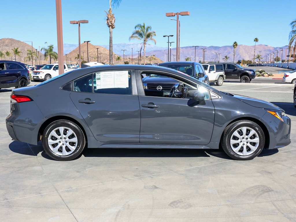 Used 2024 Toyota Corolla LE image 3