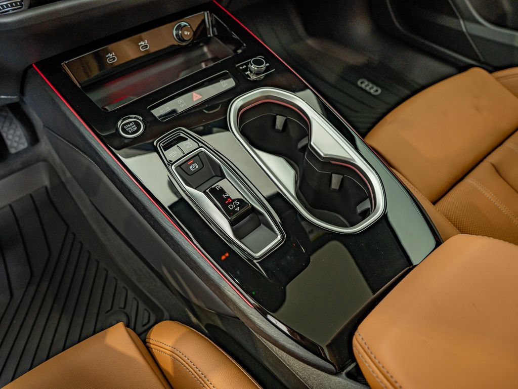 New 2026 Audi A6 Premium Plus AWD/4WD image 25