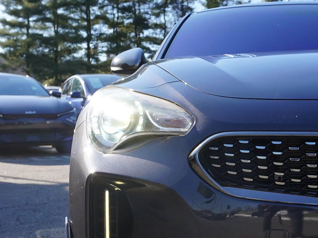 Used 2020 Kia Stinger GT-Line AWD/4WD image 11