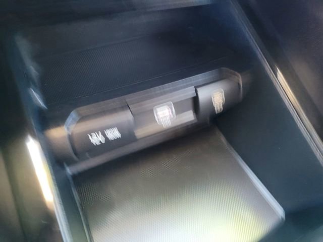 Used 2024 Kia Telluride LX image 13