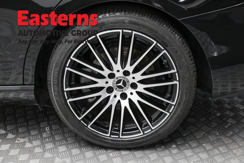 Used 2023 Mercedes-Benz C 300 4MATIC Sedan image 8