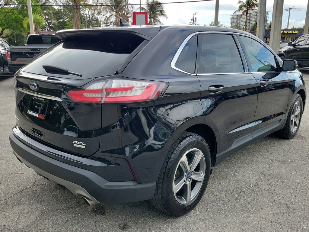 Used 2020 Ford Edge SEL w/ Convenience Package FWD image 9