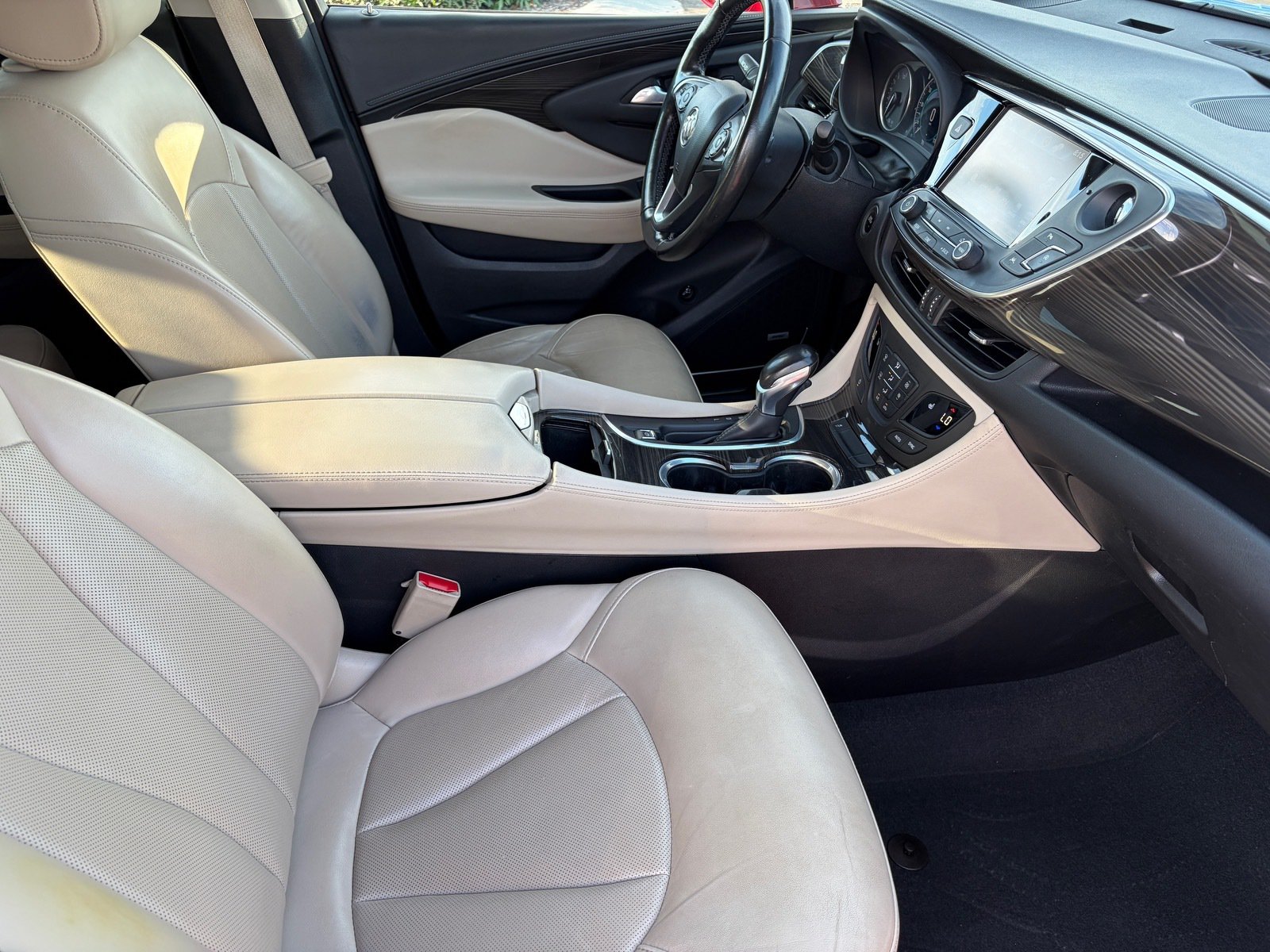 Used 2019 Buick Envision Premium AWD/4WD image 11
