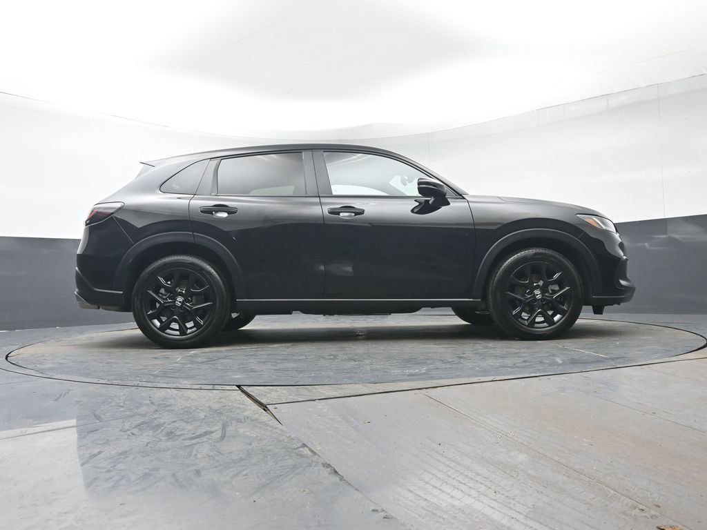 Used 2025 Honda HR-V Sport image 33