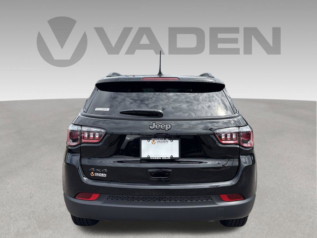New 2026 Jeep Compass Latitude AWD/4WD image 4