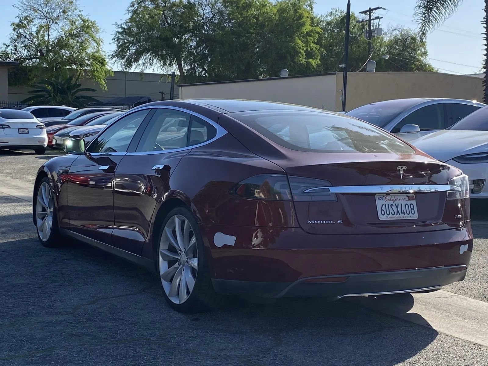 Used 2012 Tesla Model S Performance image 2