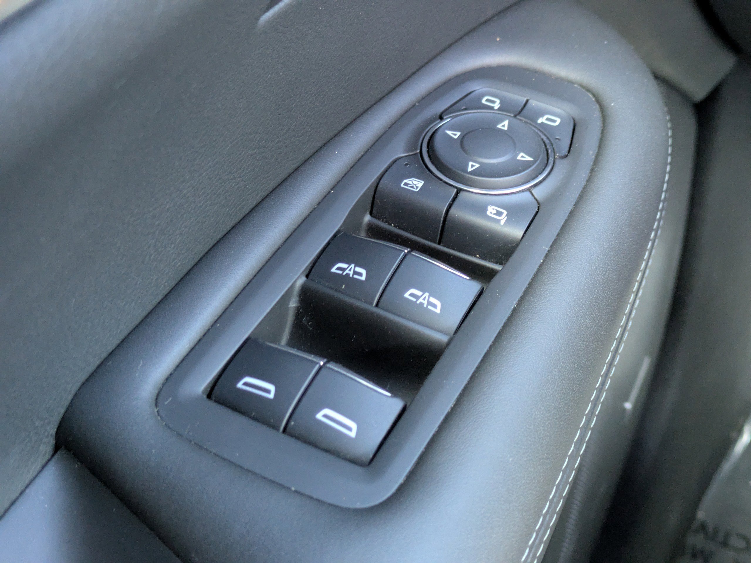 Certified 2023 Cadillac XT6 Sport w/ Platinum Package image 23