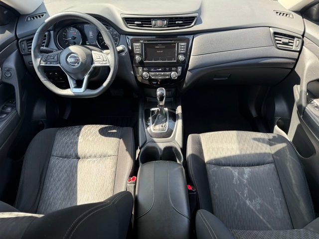 Used 2019 Nissan Rogue SV image 25
