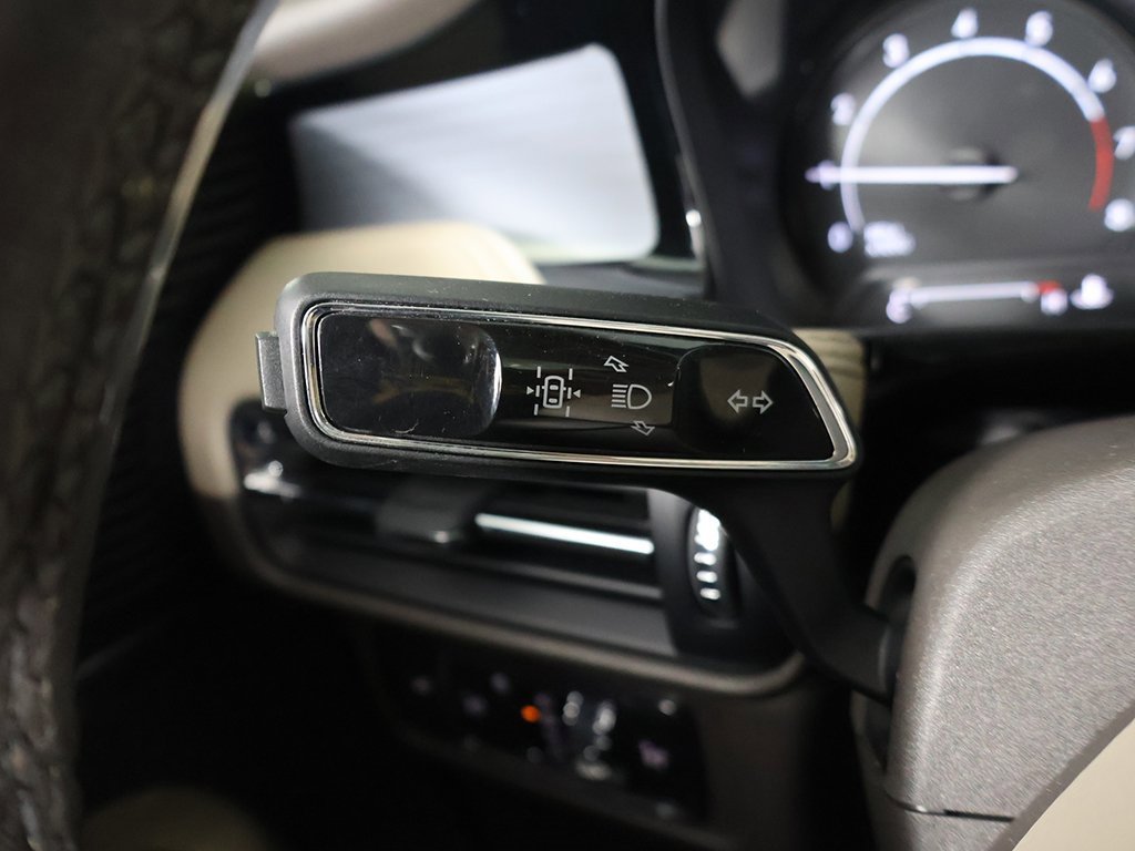 Used 2020 Lincoln Corsair AWD w/ Premium Package image 44