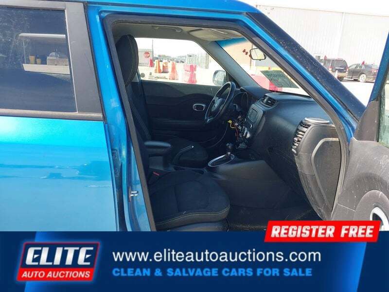 Used 2016 Kia Soul + w/ Designer's Package FWD image 9
