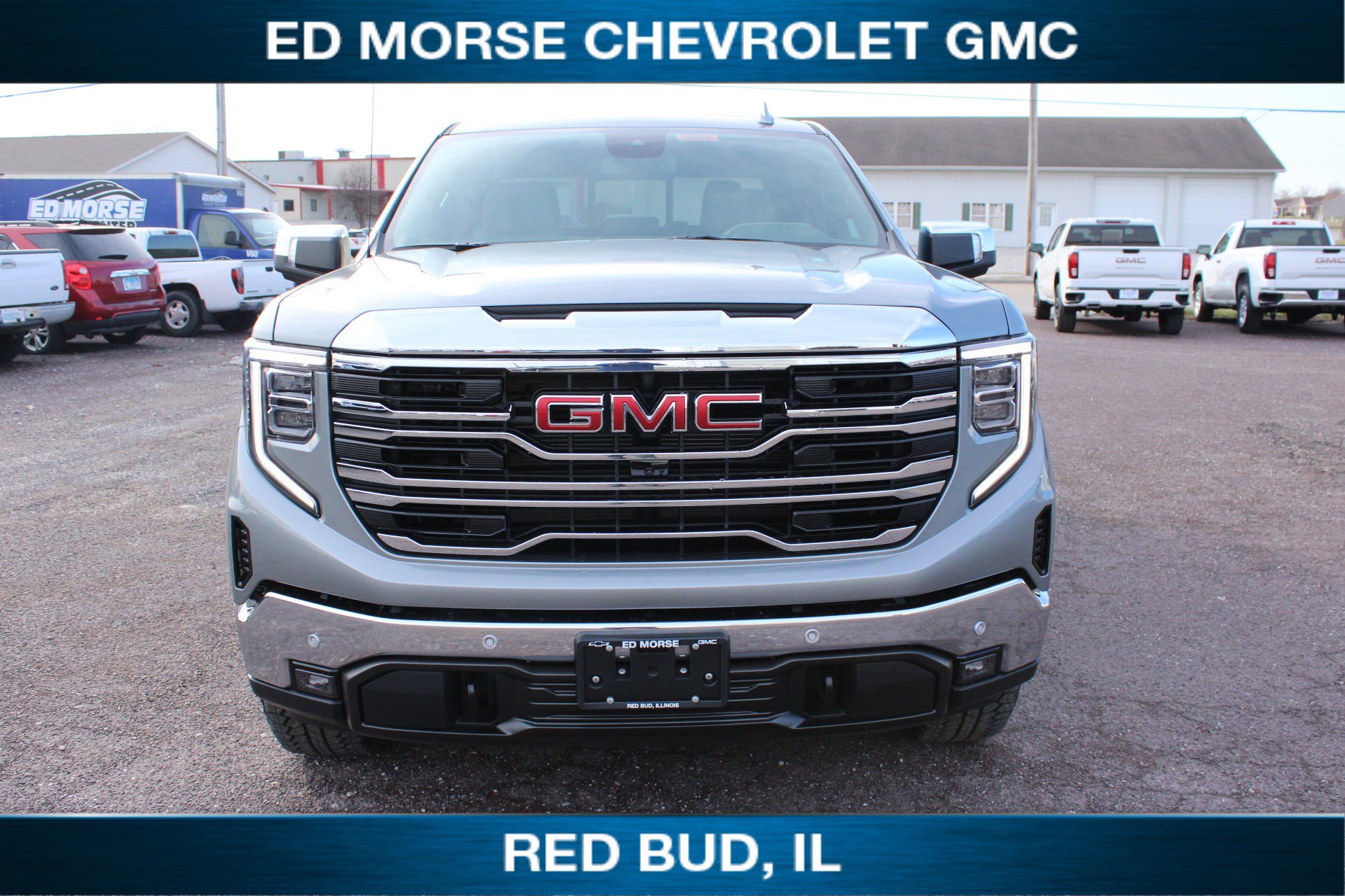 New 2026 GMC Sierra 1500 SLT w/ SLT Premium Plus Package image 3