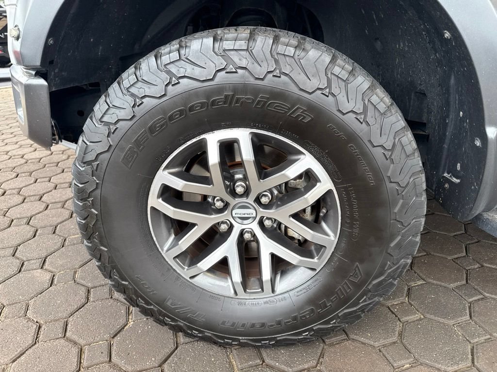 Used 2018 Ford F150 Raptor AWD/4WD image 9